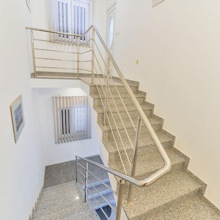 Apartments In House Liveric In Vir At The Beach Экстерьер фото