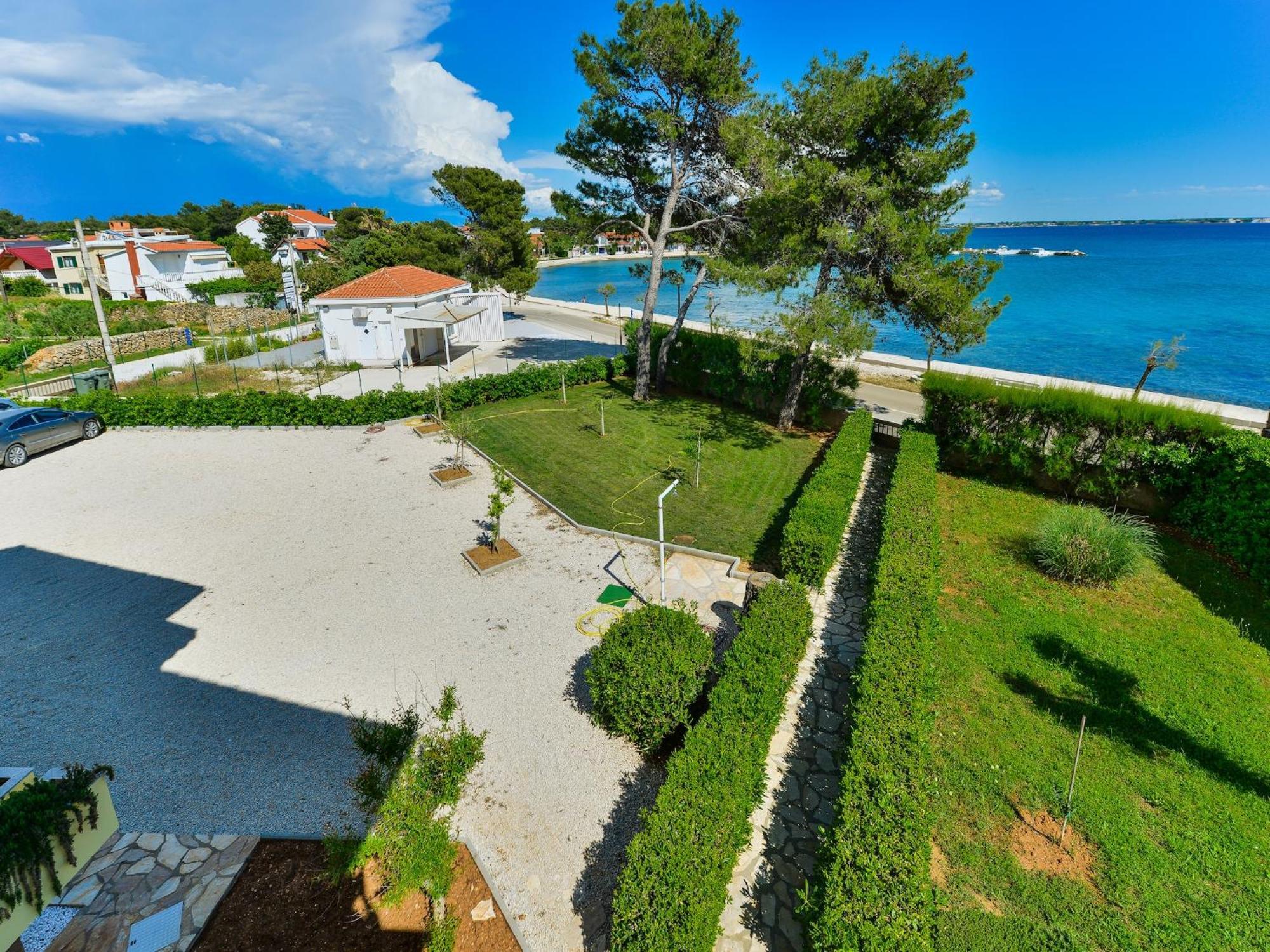 Apartments In House Liveric In Vir At The Beach Экстерьер фото